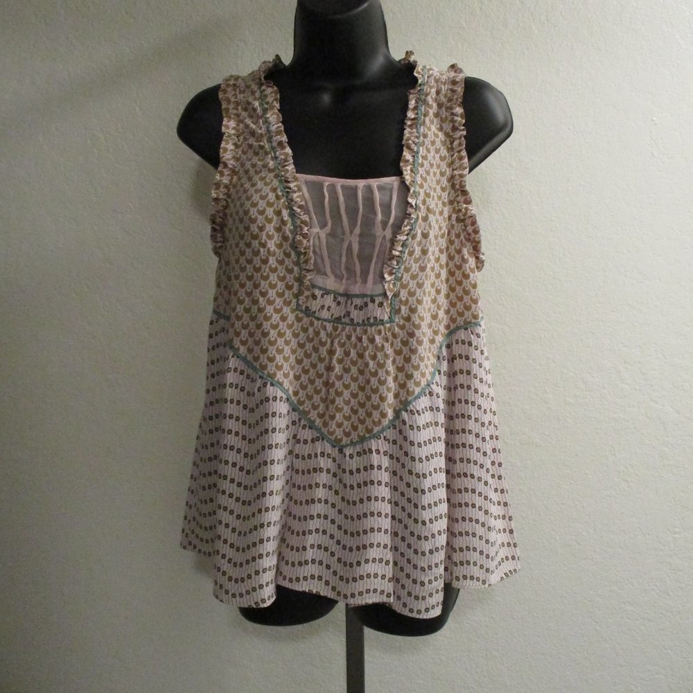 Sleeveless Printed Ruffle Tank Top - Cream & Taupe